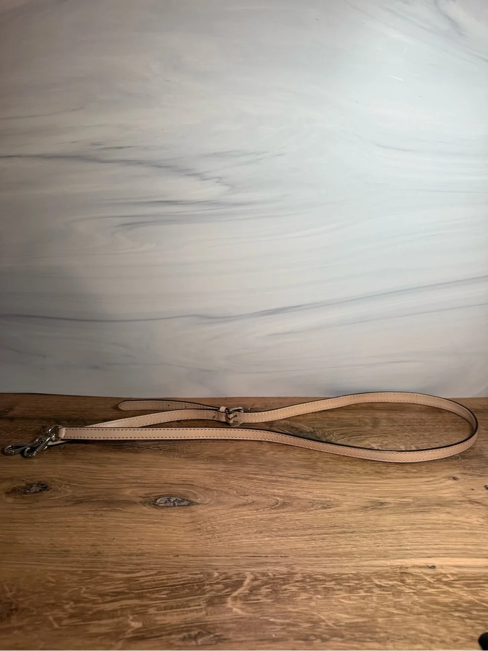 Michael Kors Beige Leather Crossbody Strap 45